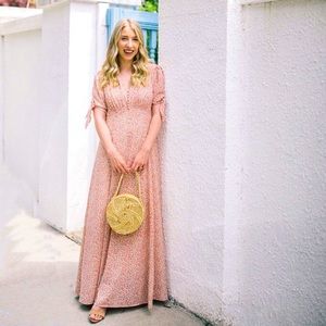 ••ISO•• Gal Meets Glam pink Aurora 6 or larger